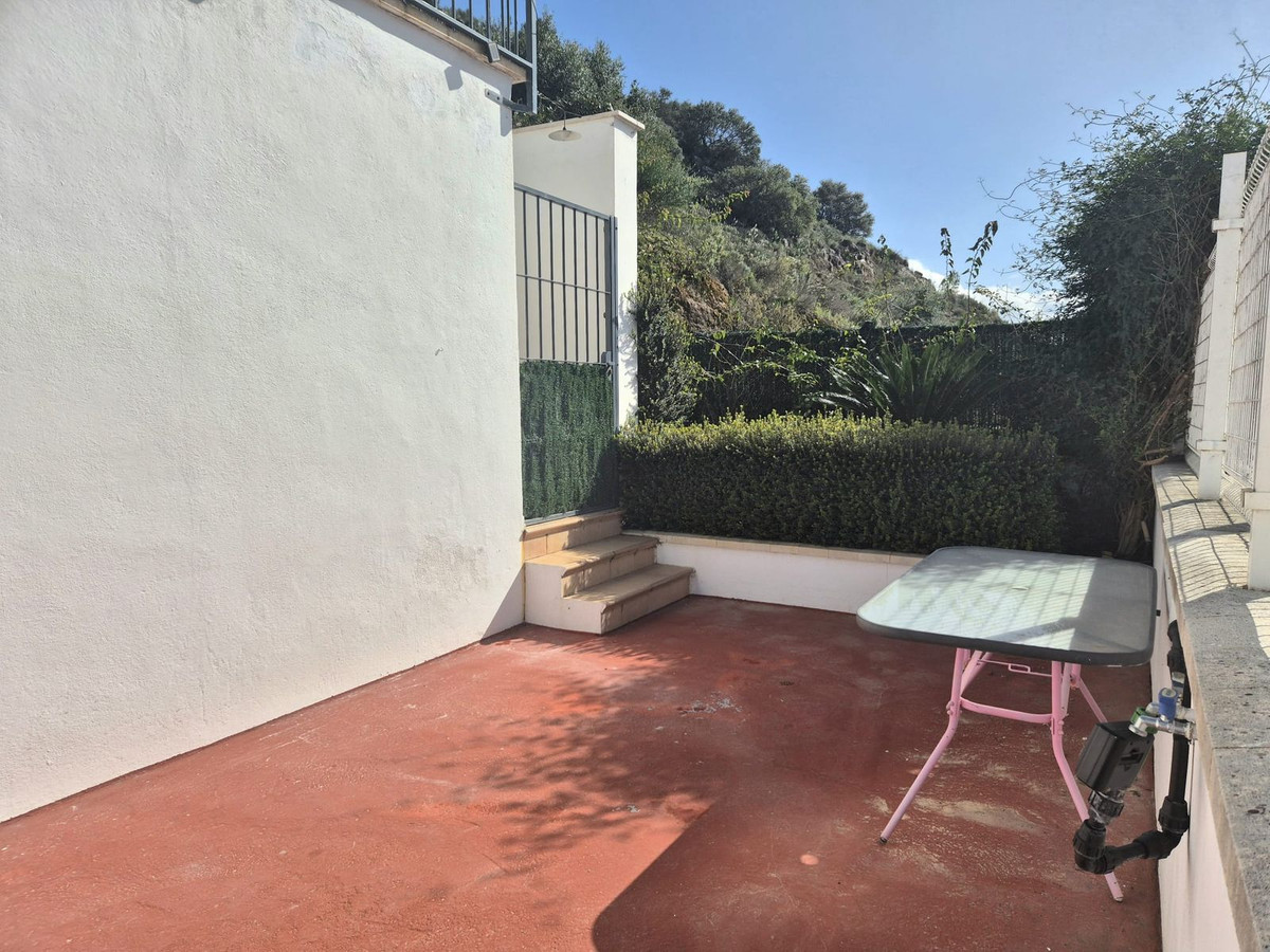 Se vende Villa - Chalet de 3 dormitorios en Costa Del Sol, Málaga, España