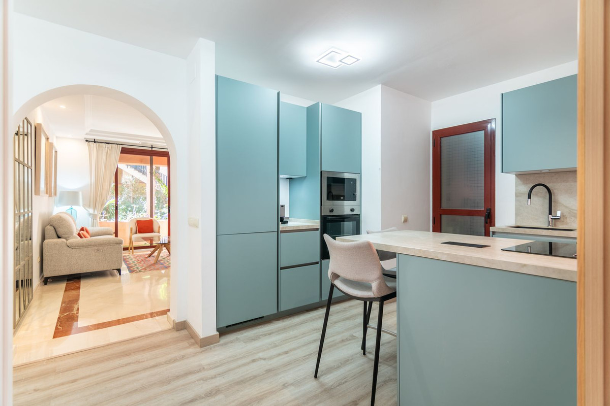 3 Bed Apartment for sale in Elviria Costa Del Sol, Málaga, Spain