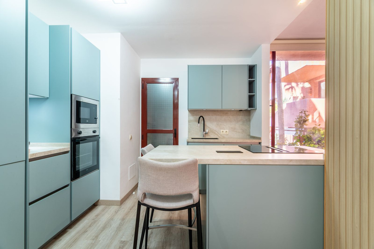 3 Bed Apartment for sale in Elviria Costa Del Sol, Málaga, Spain