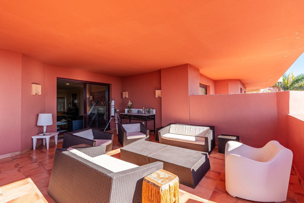 3 Bed Apartment for sale in Estepona Costa Del Sol, Málaga, Spain