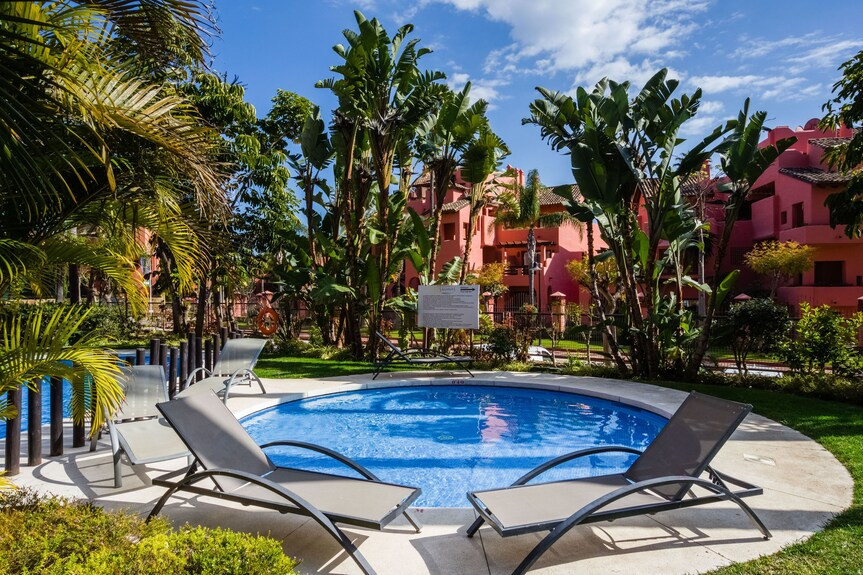 3 Bed Apartment for sale in Estepona Costa Del Sol, Málaga, Spain