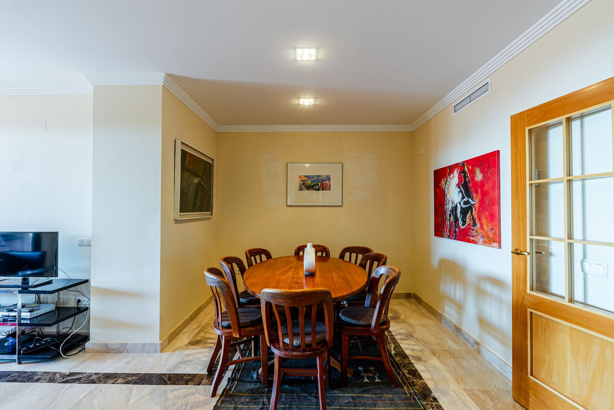 3 Bed Apartment for sale in Estepona Costa Del Sol, Málaga, Spain