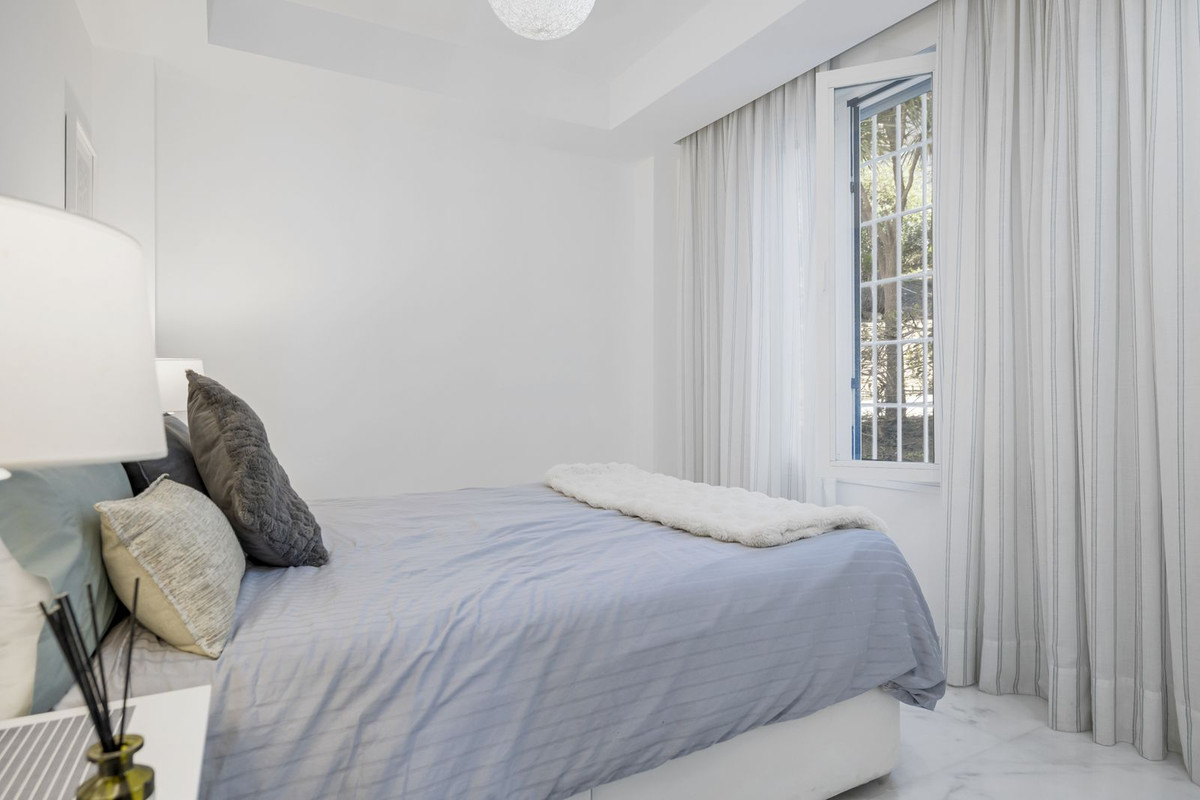 3 Bed Apartment for sale in Torrequebrada Costa Del Sol, Málaga, Spain