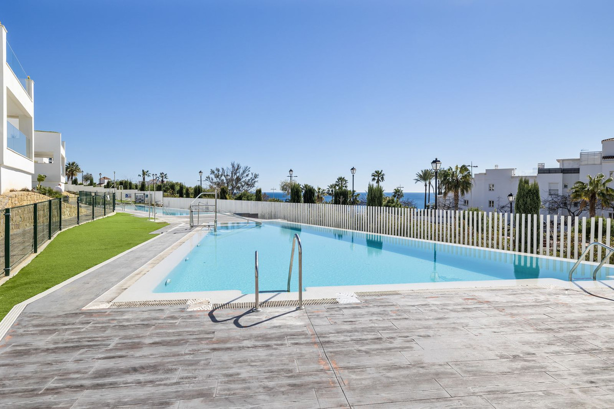 3 Bed Apartment for sale in Torrequebrada Costa Del Sol, Málaga, Spain