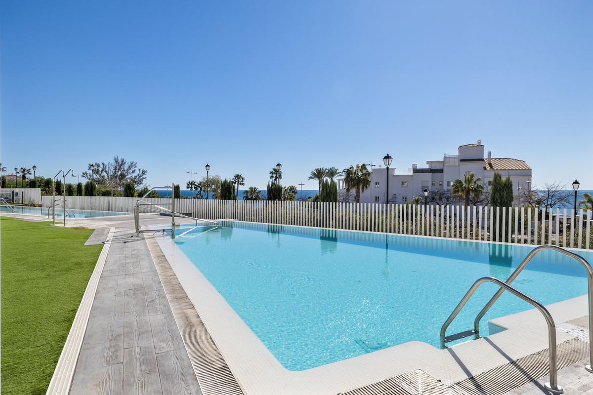 3 Bed Apartment for sale in Torrequebrada Costa Del Sol, Málaga, Spain