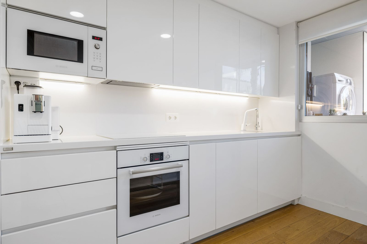 3 Bed Apartment for sale in Mijas Costa Costa Del Sol, Málaga, Spain