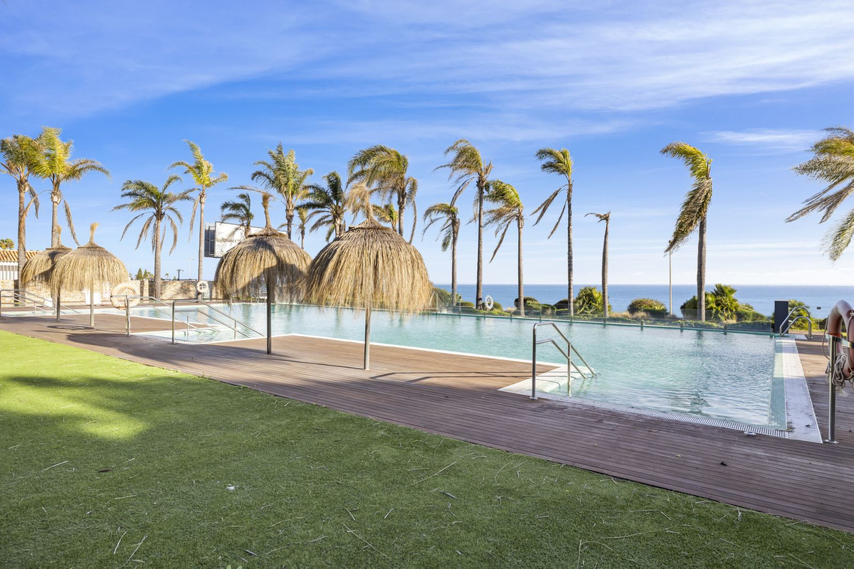 3 Bed Apartment for sale in Mijas Costa Costa Del Sol, Málaga, Spain