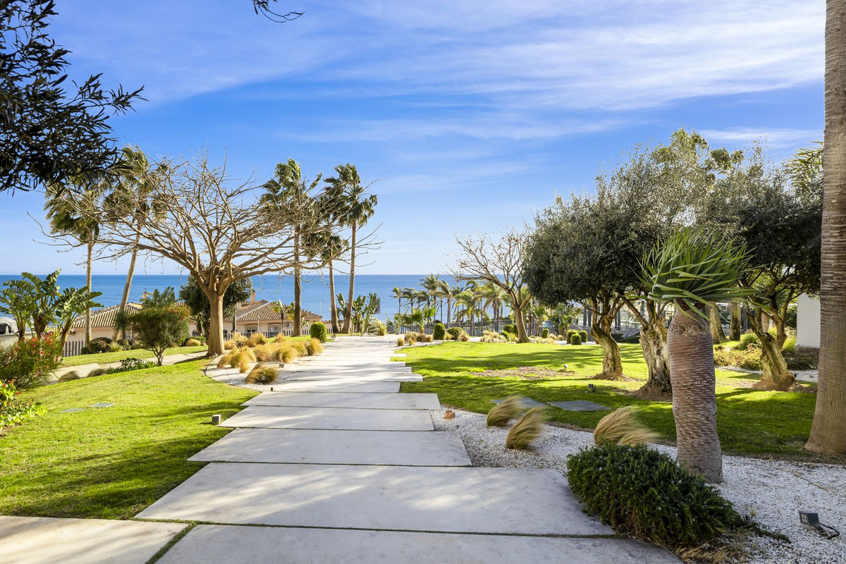 3 Bed Apartment for sale in Mijas Costa Costa Del Sol, Málaga, Spain