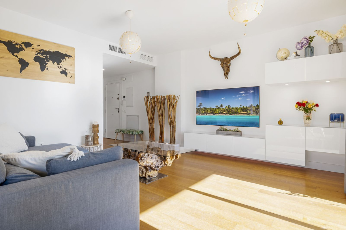 3 Bed Apartment for sale in Mijas Costa Costa Del Sol, Málaga, Spain