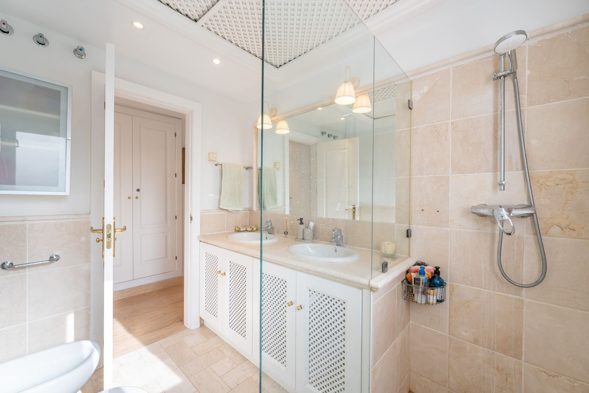 2 Bed Apartment for sale in Río Real Costa Del Sol, Málaga, Spain