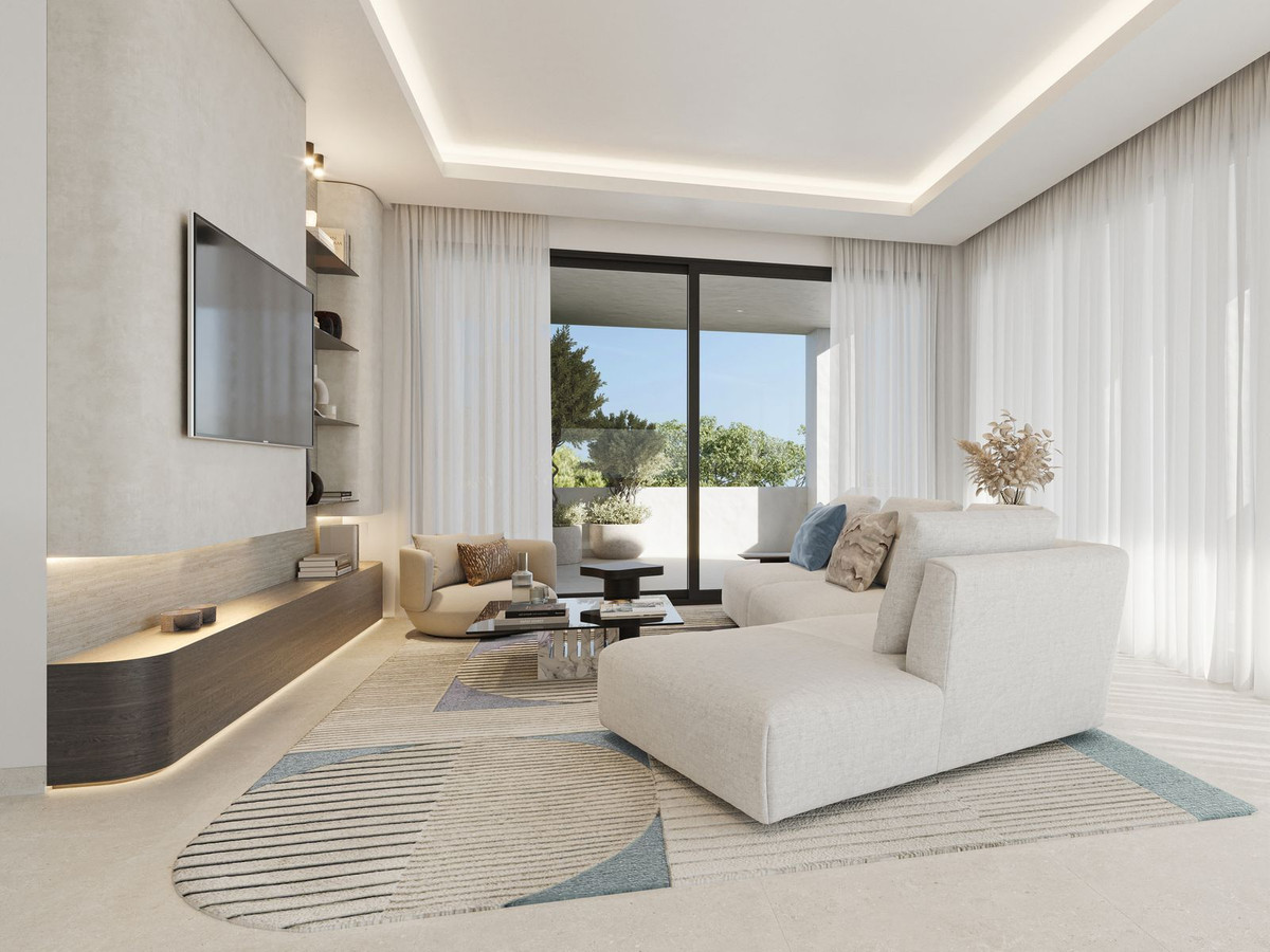 5 Bed Townhouse for sale in Nagüeles Costa Del Sol, Málaga, Spain