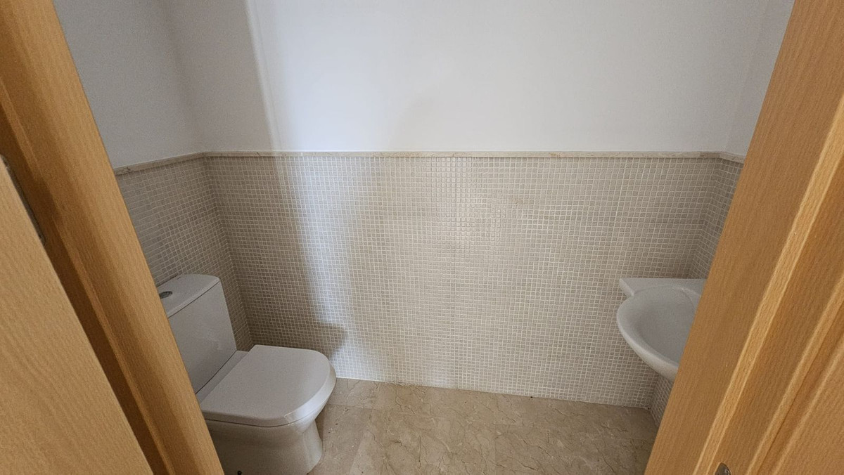 2 Bed Townhouse for sale in Doña Julia Costa Del Sol, Málaga, Spain