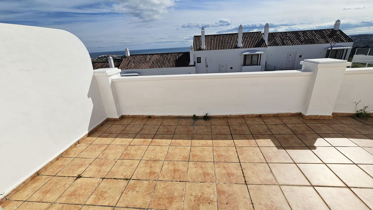 2 Bed Townhouse for sale in Doña Julia Costa Del Sol, Málaga, Spain