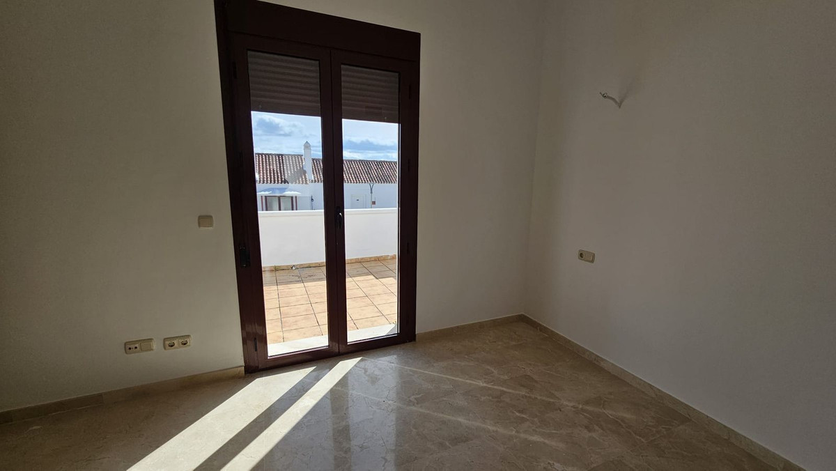 2 Bed Townhouse for sale in Doña Julia Costa Del Sol, Málaga, Spain