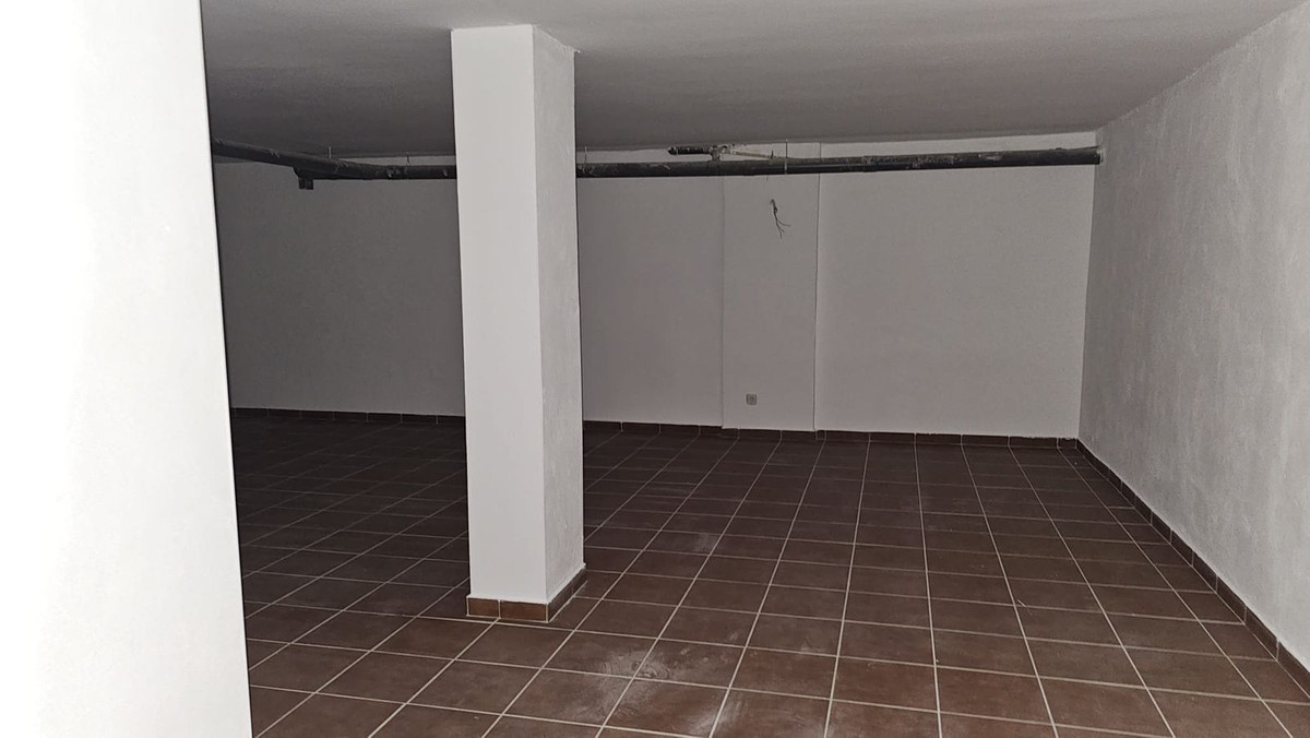 2 Bed Townhouse for sale in Doña Julia Costa Del Sol, Málaga, Spain