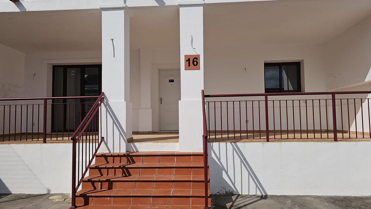 2 Bed Townhouse for sale in Doña Julia Costa Del Sol, Málaga, Spain