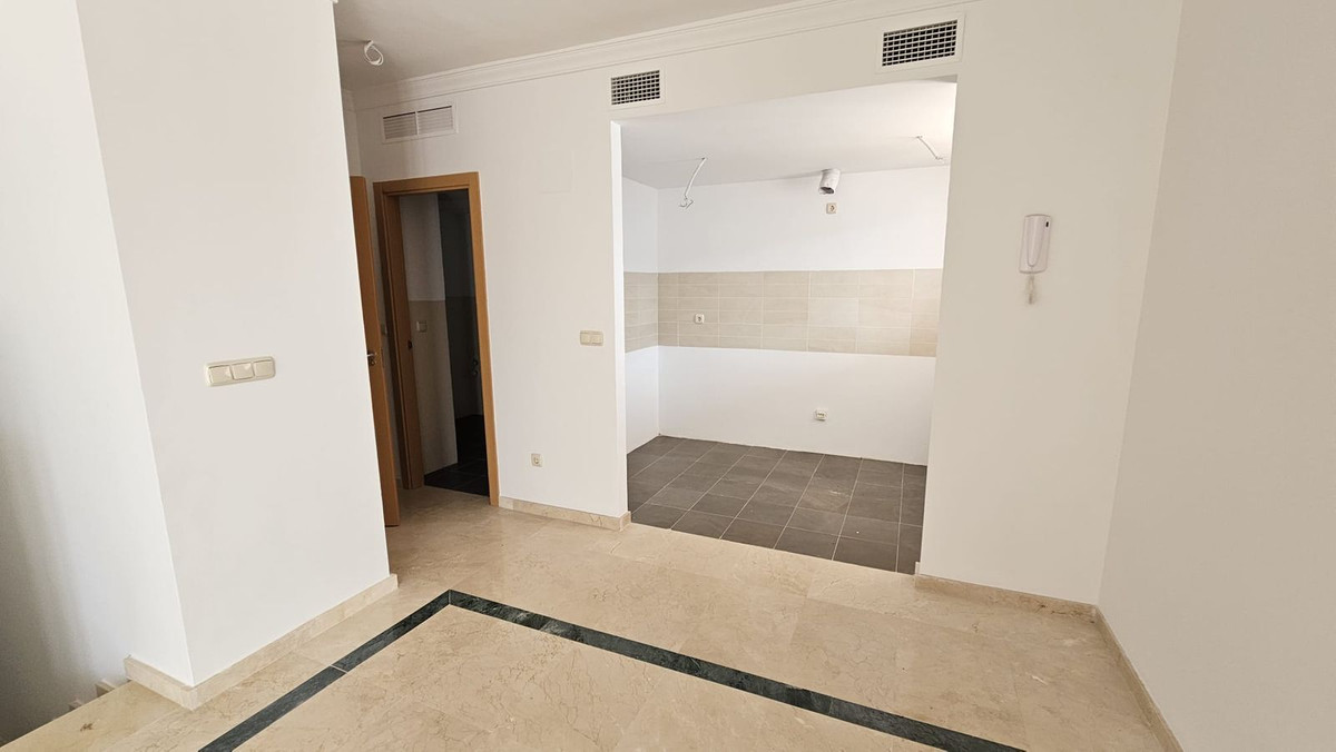 2 Bed Townhouse for sale in Doña Julia Costa Del Sol, Málaga, Spain