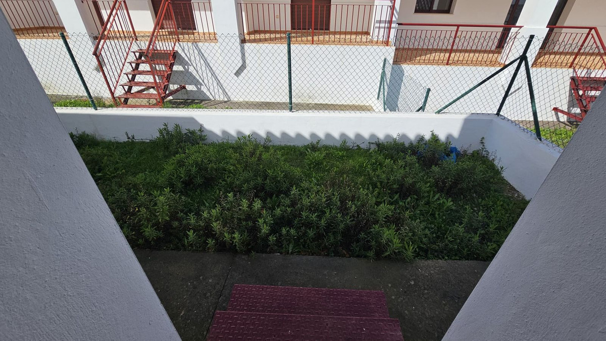 2 Bed Townhouse for sale in Doña Julia Costa Del Sol, Málaga, Spain