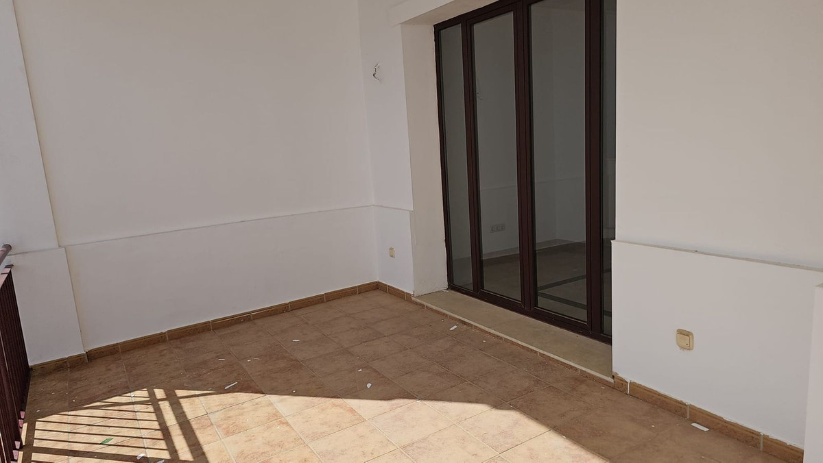 2 Bed Townhouse for sale in Doña Julia Costa Del Sol, Málaga, Spain
