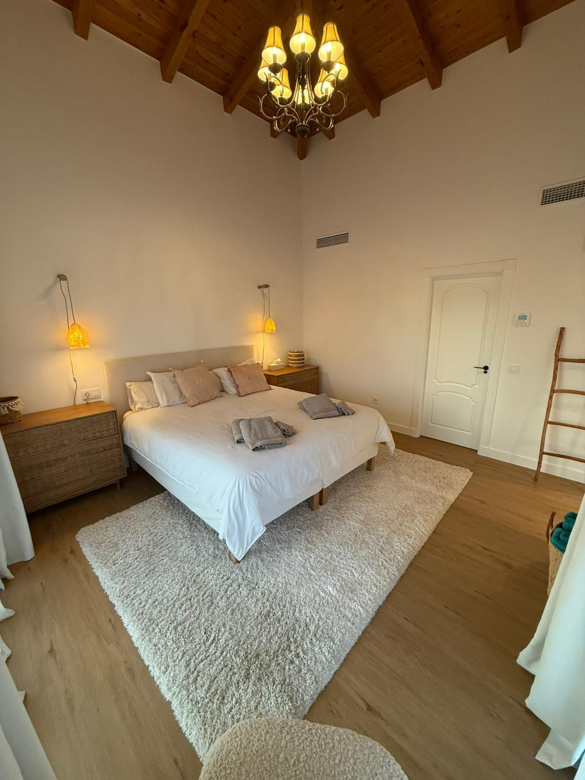 Se vende Villa - Chalet de 4 dormitorios en Costa Del Sol, Málaga, España