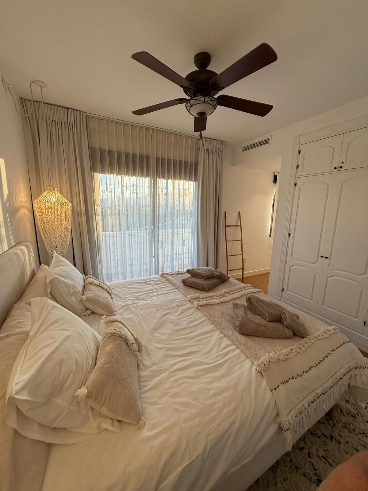 Se vende Villa - Chalet de 4 dormitorios en Costa Del Sol, Málaga, España