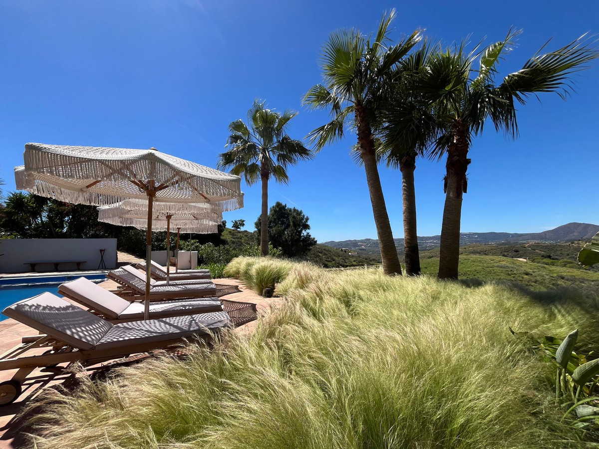 Se vende Villa - Chalet de 4 dormitorios en Costa Del Sol, Málaga, España