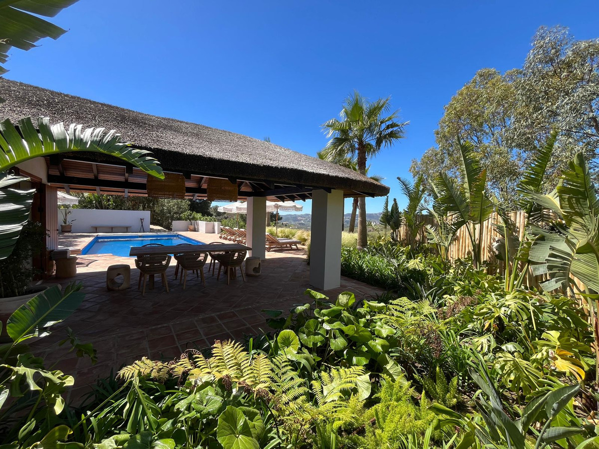 Se vende Villa - Chalet de 4 dormitorios en Costa Del Sol, Málaga, España