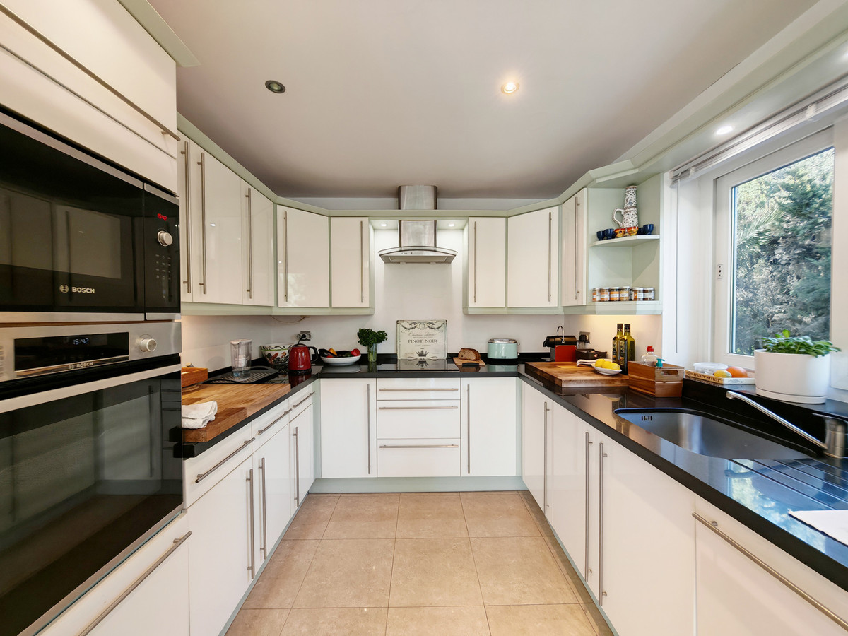 3 Bed Townhouse for sale in Elviria Costa Del Sol, Málaga, Spain