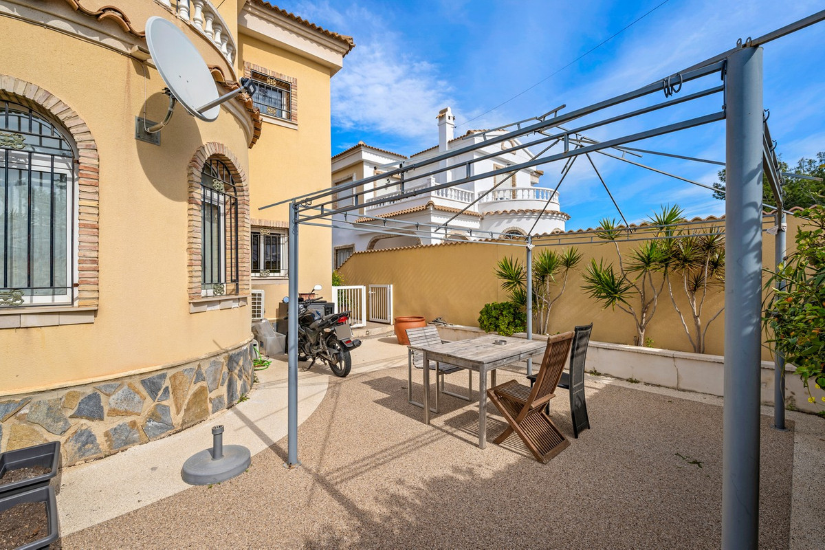 3 Bed Townhouse for sale in Orihuela Costa Costa Blanca, Alicante, Spain