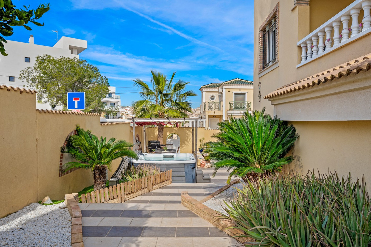 3 Bed Townhouse for sale in Orihuela Costa Costa Blanca, Alicante, Spain