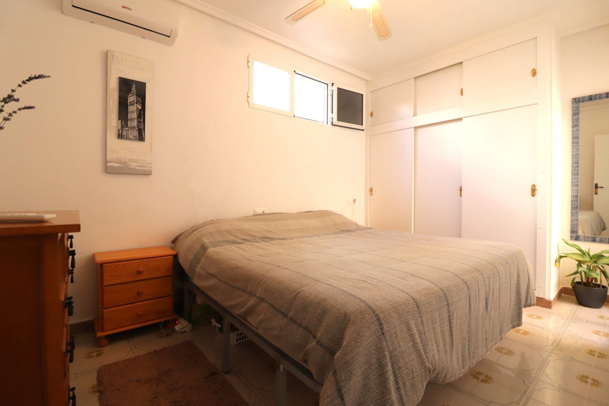 Se vende Bungalow de 1 dormitorios en Costa Blanca, Alicante, España
