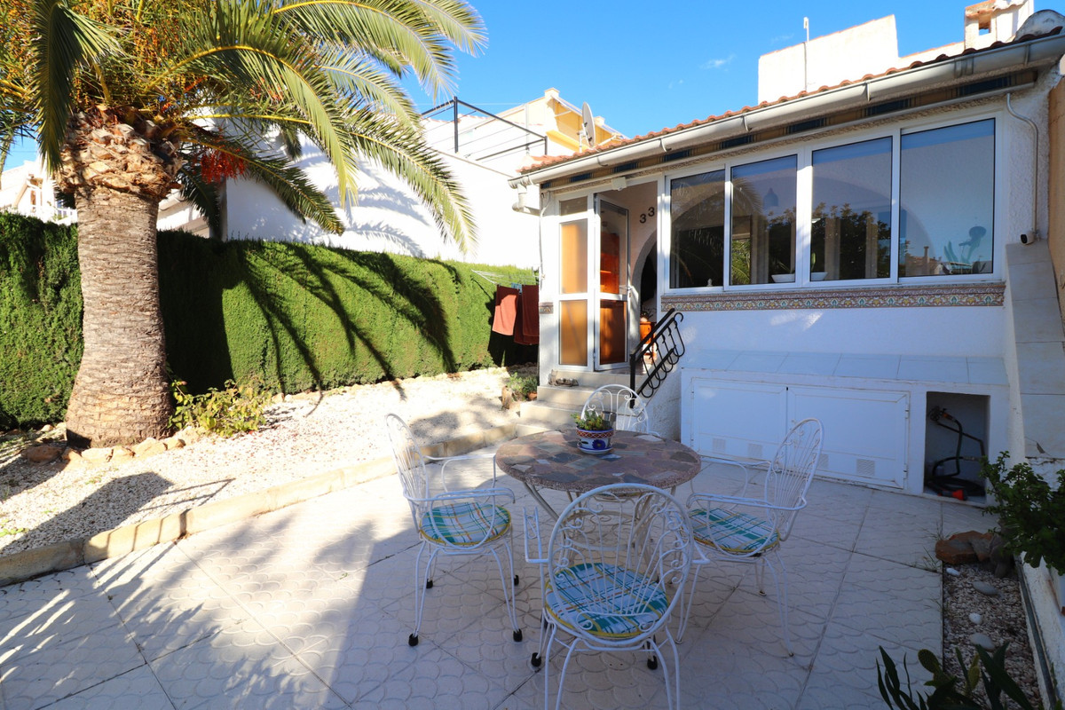 Se vende Bungalow de 1 dormitorios en Costa Blanca, Alicante, España