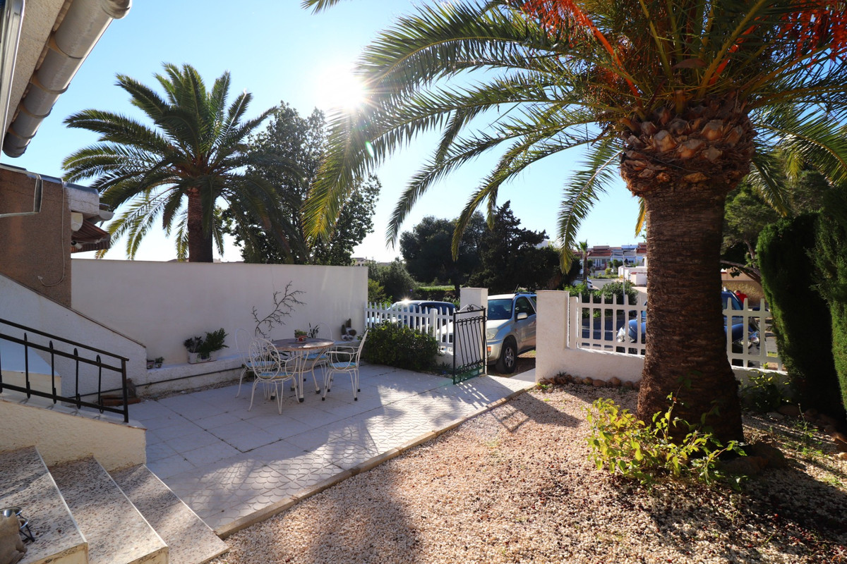 Se vende Bungalow de 1 dormitorios en Costa Blanca, Alicante, España