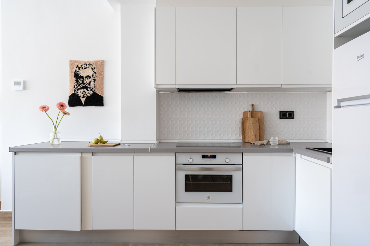 2 Bed Apartment for sale in Fuengirola Costa Del Sol, Málaga, Spain