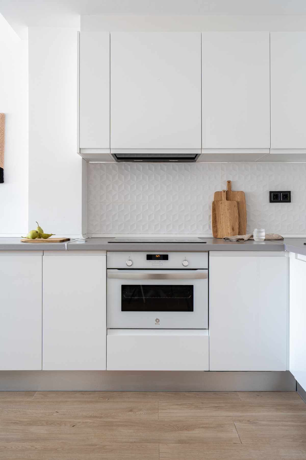 2 Bed Apartment for sale in Fuengirola Costa Del Sol, Málaga, Spain