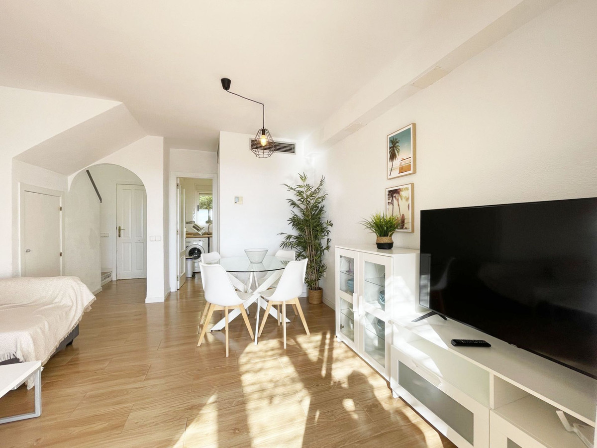 Se vende Bungalow de 2 dormitorios en Costa Blanca, Alicante, España