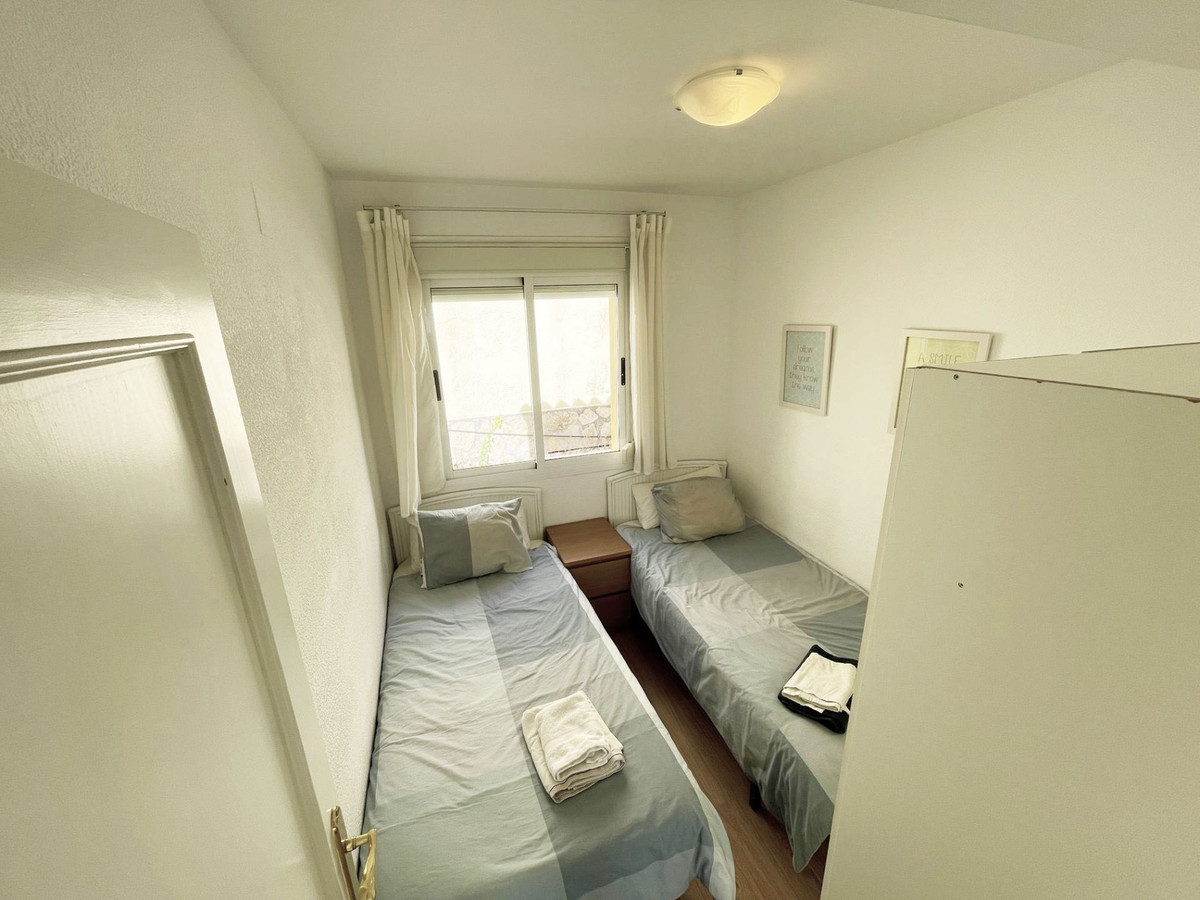 Se vende Bungalow de 2 dormitorios en Costa Blanca, Alicante, España