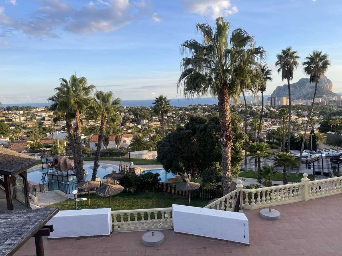 2 Bed Townhouse for sale in Calpe Costa Blanca, Alicante, Spain