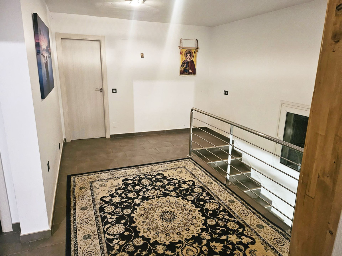 4 Bed Townhouse for sale in Calpe Costa Blanca, Alicante, Spain