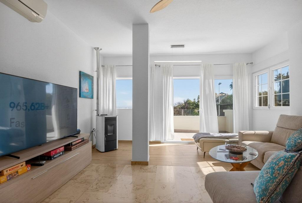Se vende Villa - Chalet de 4 dormitorios en Costa Blanca, Alicante, España