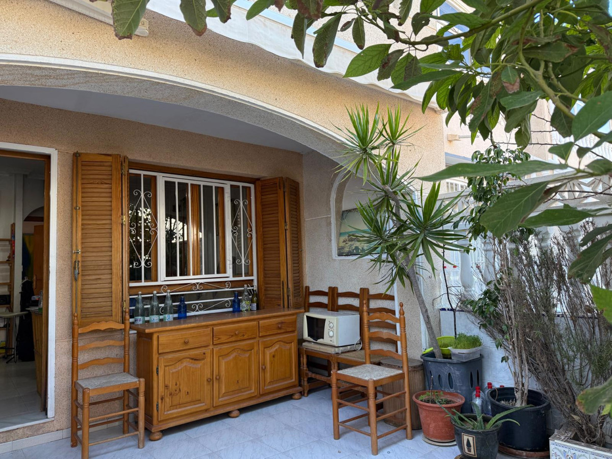 Se vende Villa - Chalet de 1 dormitorios en Costa Blanca, Alicante, España