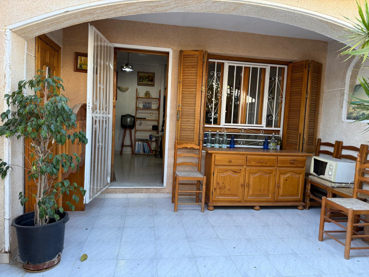 Se vende Villa - Chalet de 1 dormitorios en Costa Blanca, Alicante, España