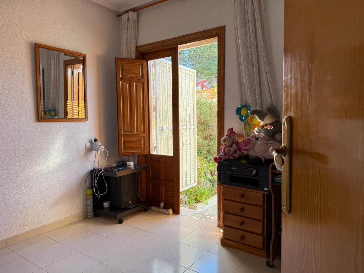 Se vende Villa - Chalet de 1 dormitorios en Costa Blanca, Alicante, España