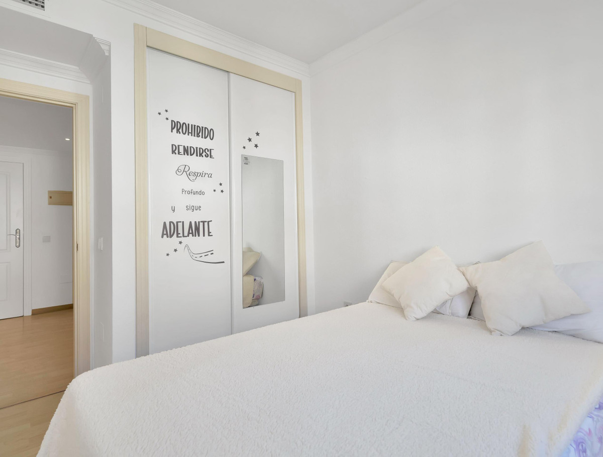 3 Bed Apartment for sale in Marbella Costa Del Sol, Málaga, Spain