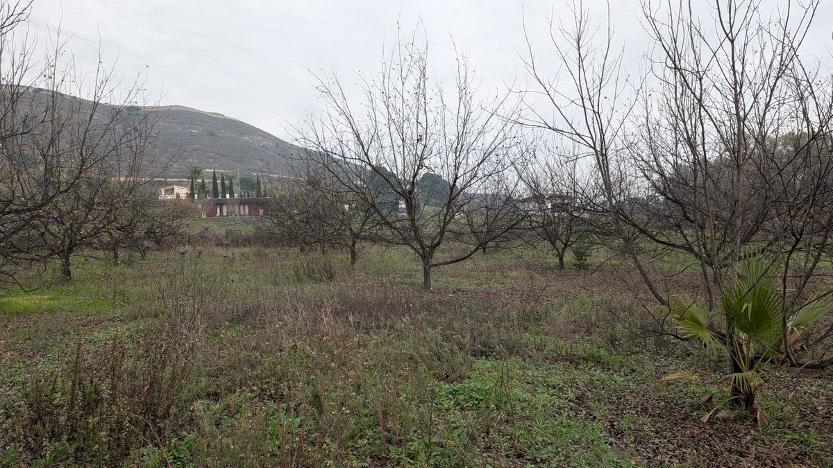Se vende Terreno Rustico  en Costa Del Sol, Málaga, España