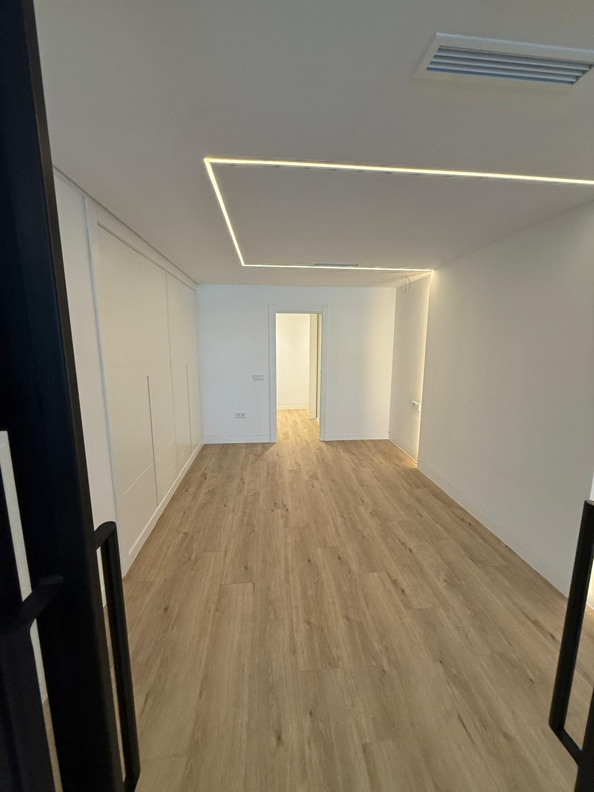 3 Bed Apartment for sale in Nueva Andalucía Costa Del Sol, Málaga, Spain