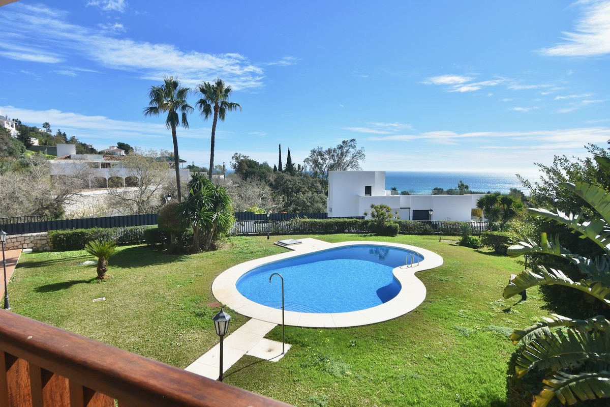 7 Bed Townhouse for sale in Benalmadena Costa Del Sol, Málaga, Spain