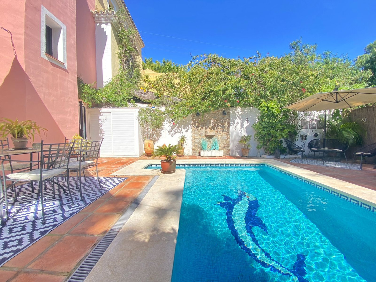 Se vende Pareada de 3 dormitorios en Costa Del Sol, Málaga, España