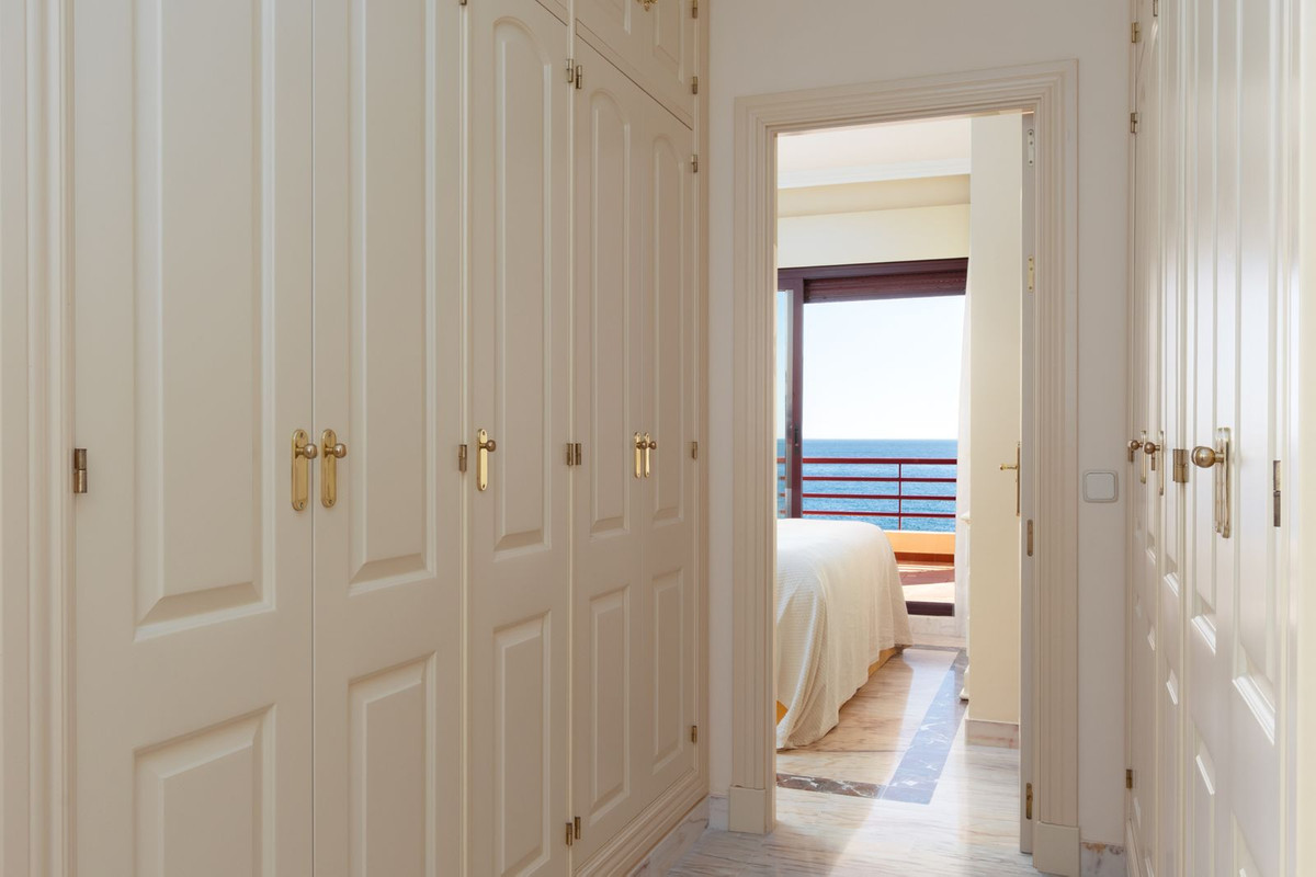 3 Bed Apartment for sale in Torrequebrada Costa Del Sol, Málaga, Spain