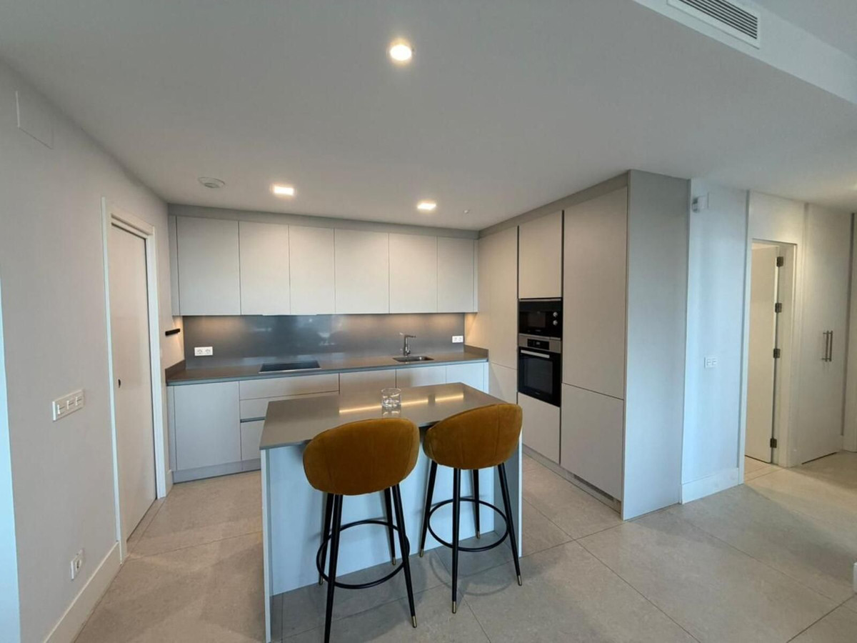 2 Bed Apartment for sale in Benahavís Costa Del Sol, Málaga, Spain
